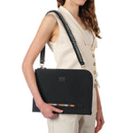 Cargar imagen en el visor de la galería, La Superba Black Laptop Sleeve 13/14&#39;&#39; WITH STRAP
