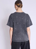 Cargar imagen en el visor de la galería, T-shirt ERIVET | Washed grey rivet T-shirt
